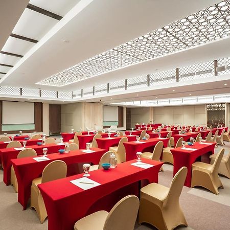 ג'קרטה Aston Kemayoran City Hotel מראה חיצוני תמונה