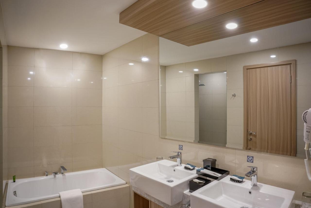 ג'קרטה Aston Kemayoran City Hotel מראה חיצוני תמונה