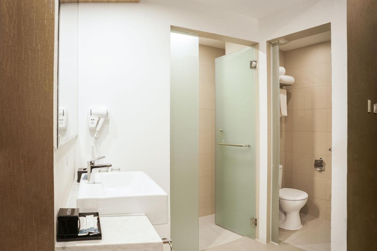 ג'קרטה Aston Kemayoran City Hotel מראה חיצוני תמונה